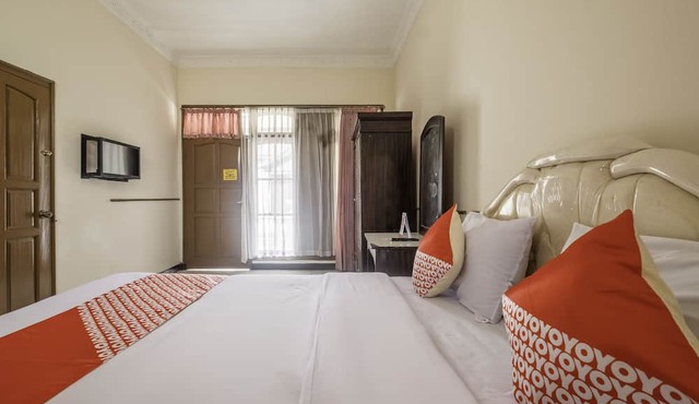 Super OYO 2346 Hotel Padjadjaran 1 in Tasikmalaya