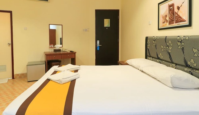 Al-Badar Hotel Syariah Makassar in Makassar