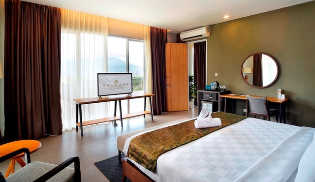 The Balcone Hotel & Resort Powered by Archipelago in Bukittinggi