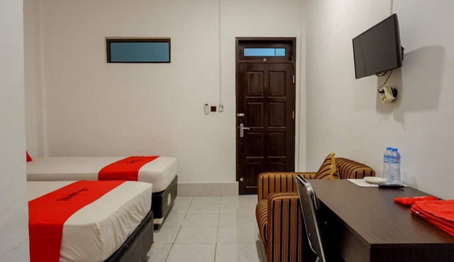RedDoorz Syariah @ Hotel Wisma Indonesia Kendari