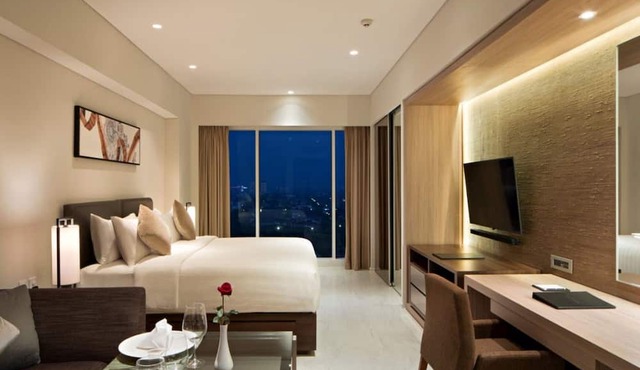 Oakwood Hotel & Residence Surabaya in Surabaya