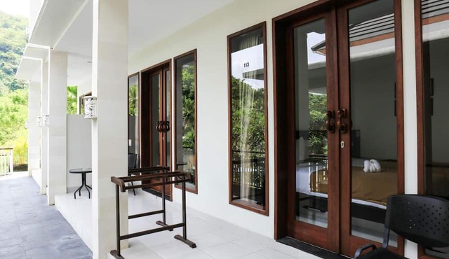 Dewi Villa Padangbai Hotel