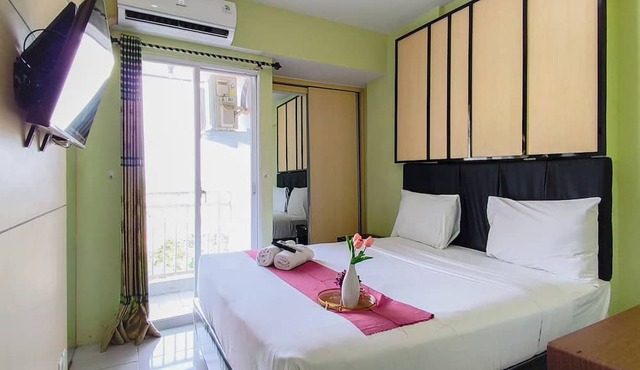 Tranquil Studio For 2 Pax At Suncity Residence in Sidoarjo