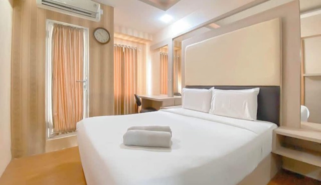 Warm Tone Studio At Candiland Apartment in Semarang