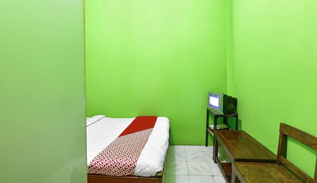 SPOT ON 91357 Hotel Mulyo