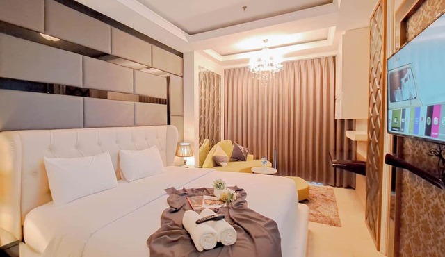 Warm Studio Apartment At Art Deco in Bandung
