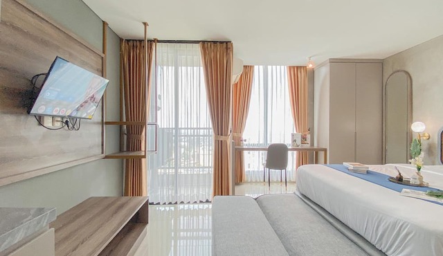 Modern Style Studio At Apartment Lrt City Bekasi