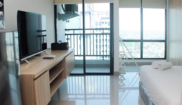 Basic Studio Near Station At Lrt City Bekasi Apartment