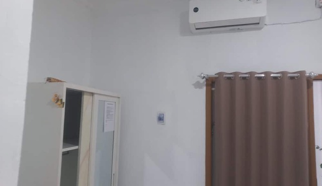 OYO 94771 White House Arafah Syariah