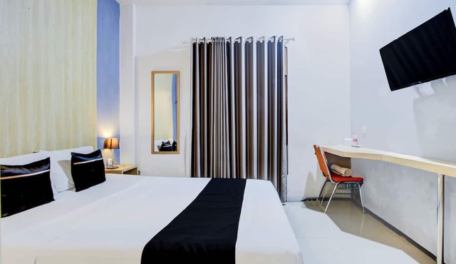 Hotel O Tegal near near Pacific Mall Tegal formerly Hugo Suites Family