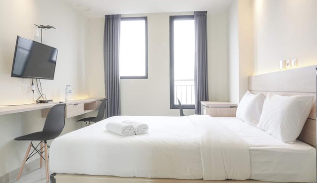 Cozy Studio At 32Th Floor Evenciio Margonda Apartment in Depok