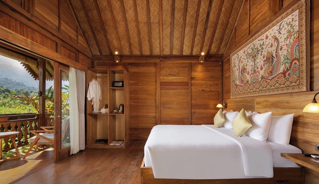 Devani Resort Sidemen