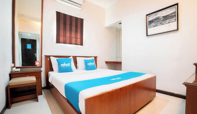 Rehat at Hotel 10 Buah Batu in Bandung