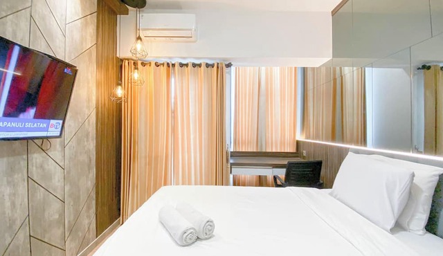 Comfortable and Homey Studio at The Alton Apartment