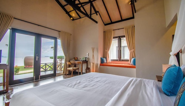 Bintan SpaVilla Beach Resort