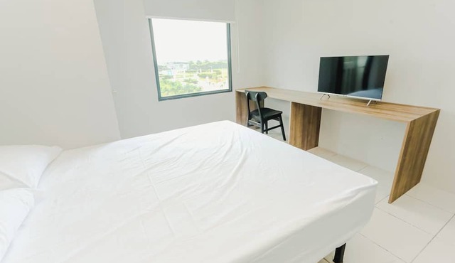 Aurora Rooms Riverdale in Cikarang