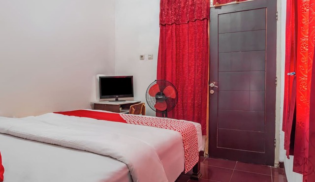 Hotel O Guest House Pahlawan Syariah in Kotabumi