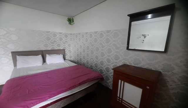 Capital O 93733 Hotel Linggarjati Kuningan in Cilimus
