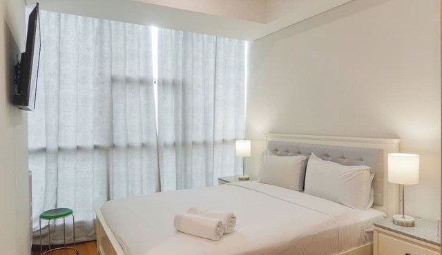 Nice And Warm 2Br Apartment Casa Grande Residence in Jakarta