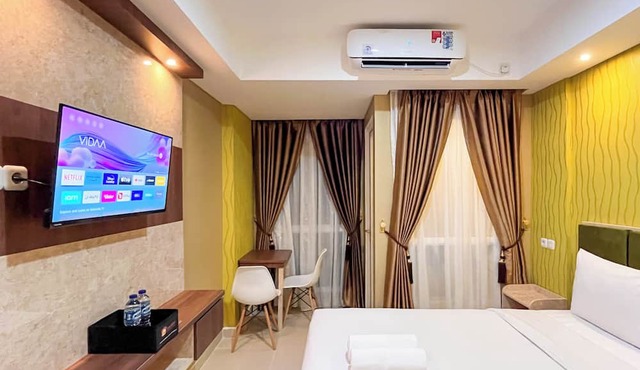Modern Studio Room Apartment At Tamansari Skylounge Makassar