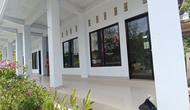 Hotel O Lotus Guest House in Tetebatu