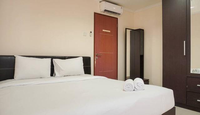 Cozy And Simply 1Br Green Central City Glodok Apartment