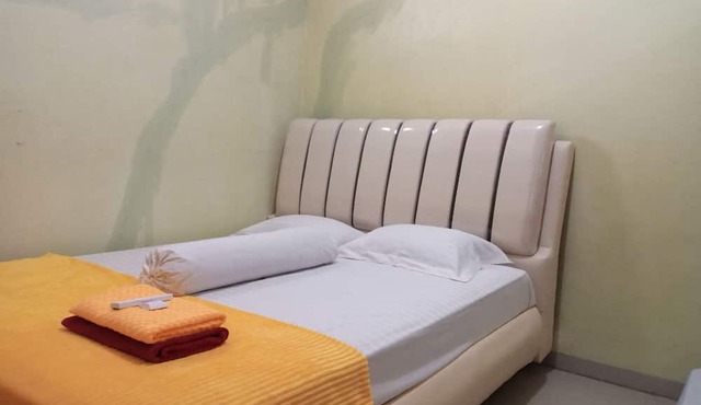 Hotel O Kost Nian Syariah Near SPBU Pertamina 74.91657 Mattirotasi Sidrap