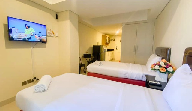 Minimalist Studio Room Marquis De Lafayette Apartment in Semarang
