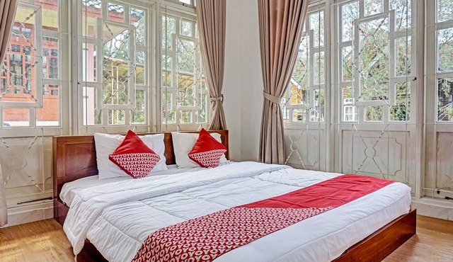 SPOT ON 91225 Kota Bunga Homestay Syariah in Cipanas