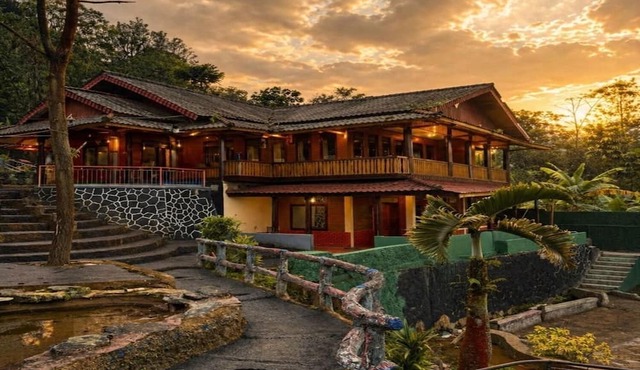 Cozzy Pesona Wisata Alam Ciparay Endah