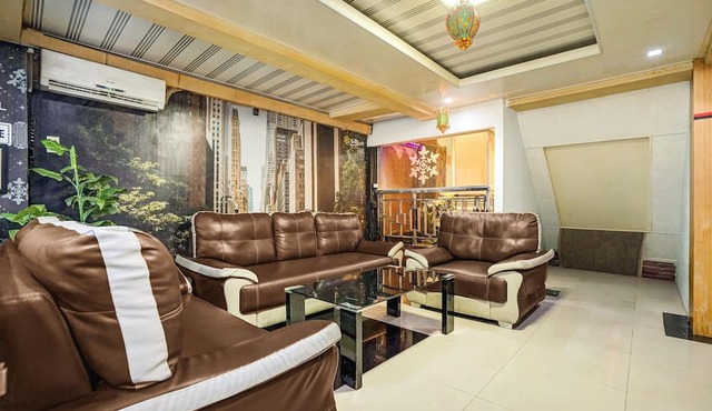 Stylish DBL Suite Escape W/Free Wifi and Parking