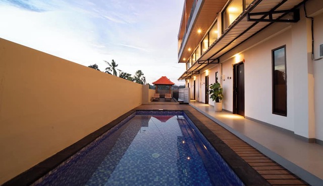Lunaire Guest House