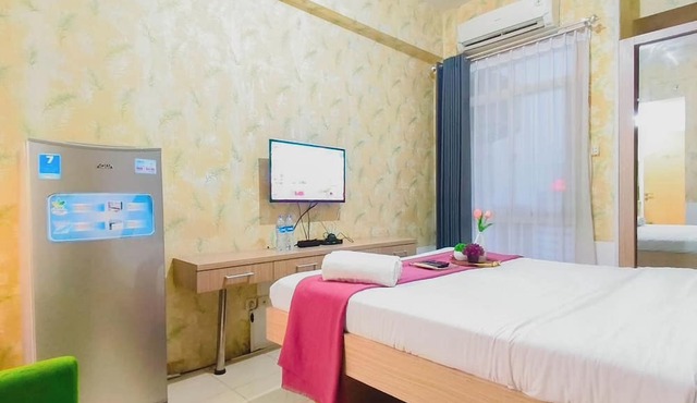 Studio Minimalist And Comfortable At Bale Hinggil Apartment in Surabaya