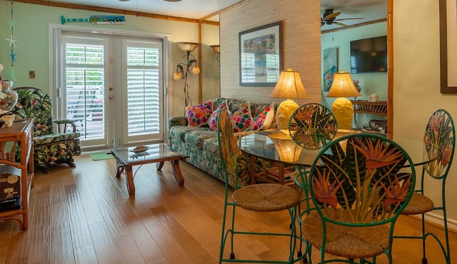 MAJESTIC PARADISE @ Truman Annex - Heart of Old Town, Key West in Key West