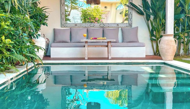 1BR Villa Venezia a Tropical Intimate Escape In Seminyak