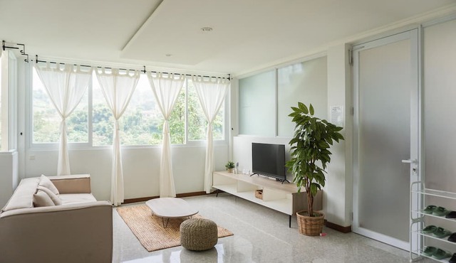 Over Easy Apartment in Bandung
