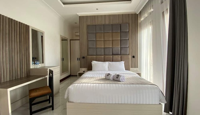 TOBA RETREAT MANSION AND VILLAS in Samosir