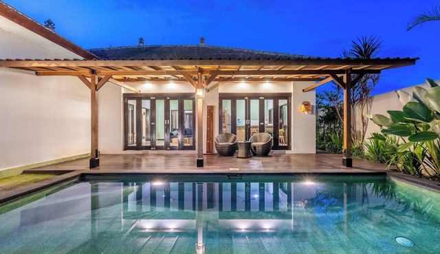 888 Residences - Complex of Private Villas with Pools