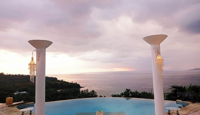 VistaMonti Private Villas