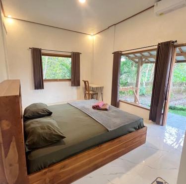 Private RIVER HOUSE
