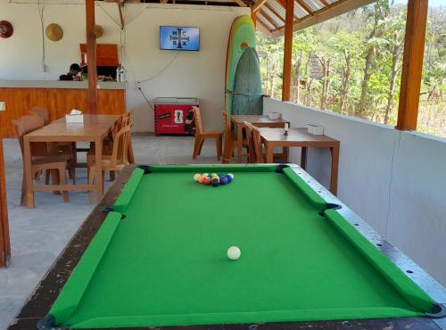 Surfers paradise cottages in Ekas