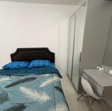 Cozy apartment educity one step to shanghai park in Surabaya
