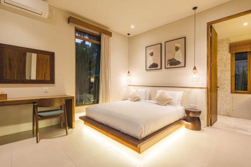Villa Loka Sama, Tropical Oasis 3BR Private Pool Villa in Ubud in Ubud