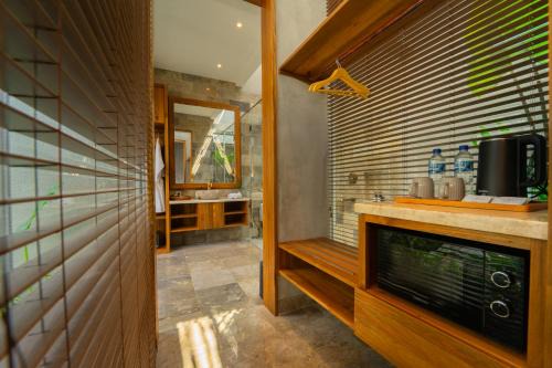 Kiramawa by Keenan Living