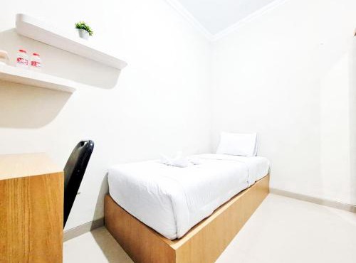 Nisrina Syariah Homestay & Kost Putri Kaliurang RedPartner in Ngaglik