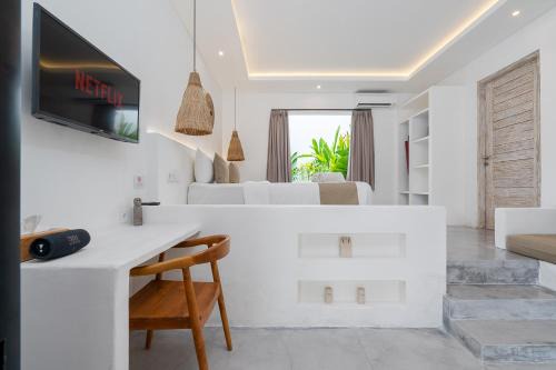 Villa Ruta I - Sumptuous 2BR Luxury Villa next to Luna Beach Club and Nyanyi Beach