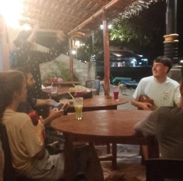 Three Ken Homestay & Cafe