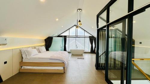 Villa Alam with Pool - Graha Puspa Lembang in Batureo 1