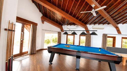 Villa Layar with Private Pool and Ocean View