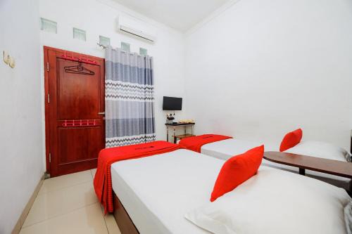 RedDoorz Syariah near UMS Solo - RSO Soeharso